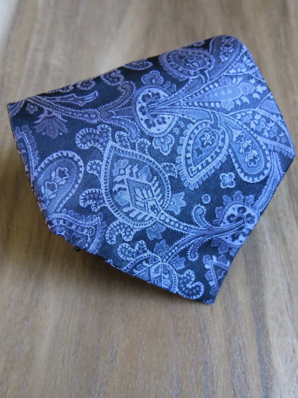 Christian Dior Monsieur Multi Color Paisley Print 100% Silk Men's Neck Tie